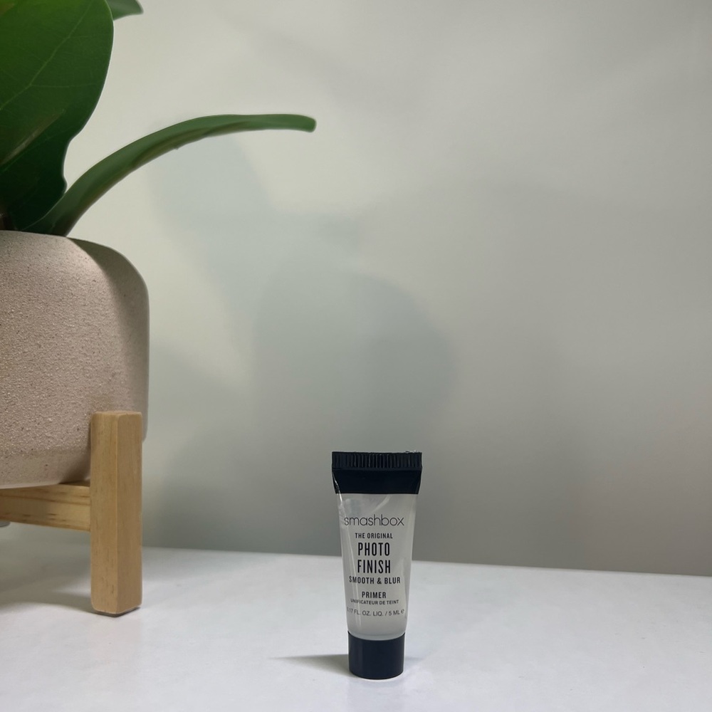 Smashbox photo finish smooth & blur primer 5ml
Brand new
